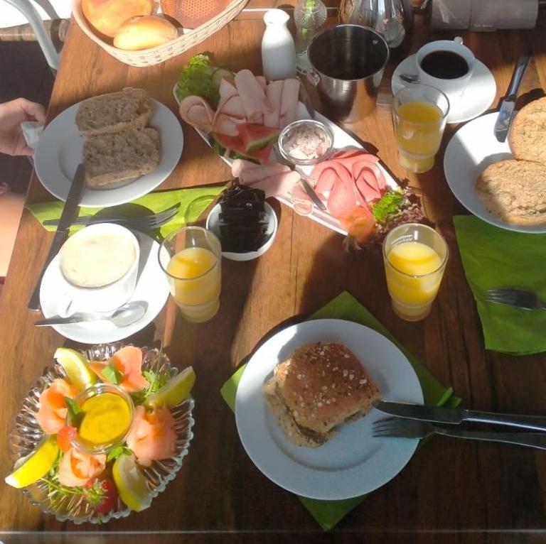 Gaeste Und Messezimmer Adelheidsdorf المظهر الخارجي الصورة